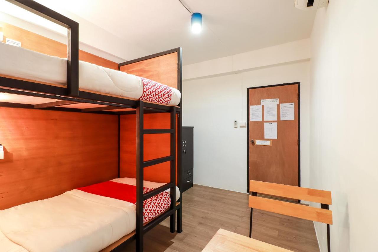 Oyo 489 Yak Hostel Chiang Mai Ngoại thất bức ảnh